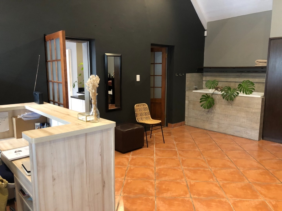 To Let commercial Property for Rent in Dormehls Drift Western Cape